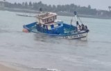 Inshore fishing vessel hits rock at Elmina; all 23 crew members safe