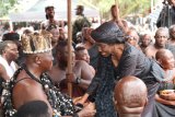 Rawlings family consoles Otumfuo [Photos]