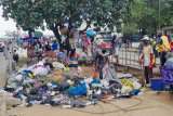 Some shop owners to face court for defying Sanitation Day order