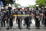 Police restore calm after violent clash at Sampa main market