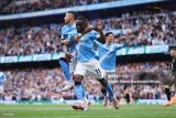Jeremy Doku shines as Manchester City sweep aside Burnley at the Etihad