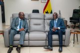 GFA President Kurt Okraku meets Education Minister Haruna Iddrisu to strengthen (…)