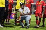 Hindsight: Red ribbons on the President’s Cup