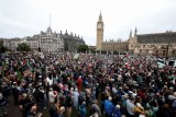 Thousands protest against Trump’s second UK state visit