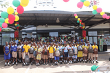 The Junction Mall supports 100 brilliant but needy students through its Educational Support (…)