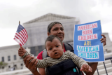 Trump lawyer says no immediate deportations under birthright citizenship order, as judges to (…)