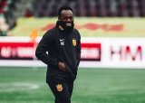 Assistant coach Michael Essien signs new two year-deal at FC Nordsjælland