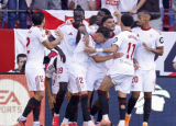 Sevilla put four goals past Barca in stunning win