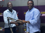 Asempa FM’s Ekosiisen supports renal patients with GHS100K, urges gov’t to absorb full cost of (…)