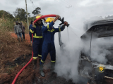 Ford transit catches fire on Techiman–Sunyani road