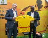 â€˜We believe in Ghana, the talent in the youthâ€™ â€“ MTN CEO Stephen Blewett explains new $2 (…)