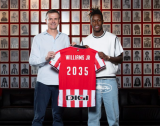 Nico Williams signs long-term contract extension with Athletic Club
