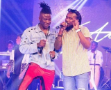 ‘He’s more than a mentor, he’s my big brother’- Stonebwoy surprises Samini with emotional (…)