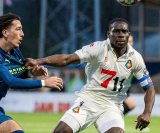 Dutch-born Ghanaian defender Mitch Apau joins SV Spakenburg