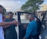 Ibrahim Mahama gifts Azumah Nelson Toyota Fortuner and cash
