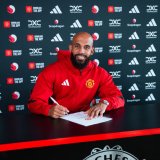 Manchester United sign Brentford winger Bryan Mbeumo