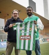 Austria Lustenau Sporting director Dieter Alge hails signing of Ghana forward Asumah Abubakar