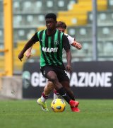 Ghanaian youngster Amoako Minta inspires Sassuolo to victory against Fiorentina