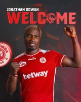 Simba SC unveil Ghanaian forward Jonathan Sowah