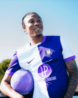Ghana midfielder Abu Francis completes Toulouse move