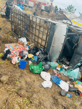 Seven dead in gory Nkawkaw-Accra road crash involving sprinter bus and cargo truck