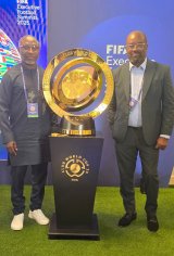 President Kurt Okraku and General Secretary Prosper Harrison Addo participate in 2025 FIFA (…)