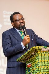 BoG orders banks to stop foreign currency cash payments without matching deposits