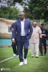 GFA President Kurt Okraku to visit Gold Stars, Asante Kotoko and Police Ladies ahead of CAF (…)