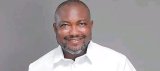 Ghanaian politician Dickson Kyere-Duah congratulates Bibiani Goldstars for winning Ghana Premier (…)