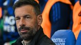Leicester part company with manager Van Nistelrooy