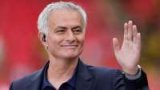 'Who says no to Benfica?' - Jose Mourinho arrives for talks