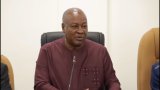 We’ll pay you better once the economy improves – Mahama to public sector workers