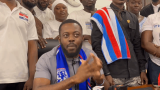 Dozens of NPP youth organisers pick nomination forms for Bawumia at party HQ