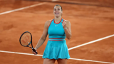 Sabalenka takes out Swiatek to reach French Open final
