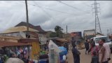 AR: Sokoban-Apayoo traders clash with Atwima Kwawoma District Assembly taskforce during decongestion exercise