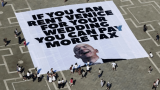Venice protesters claim victory as Bezos changes wedding venue