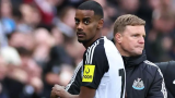 Isak situation has to be right for Newcastle – Howe