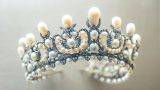 Everything we know about the Louvre jewellery heist