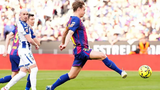 Barca dominate Levante to claim La Liga top spot
