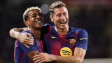 Lewandowski seals comeback win as Barcelona go top of La Liga
