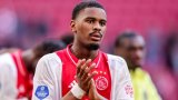 Chelsea agree deal for Ajax defender Hato